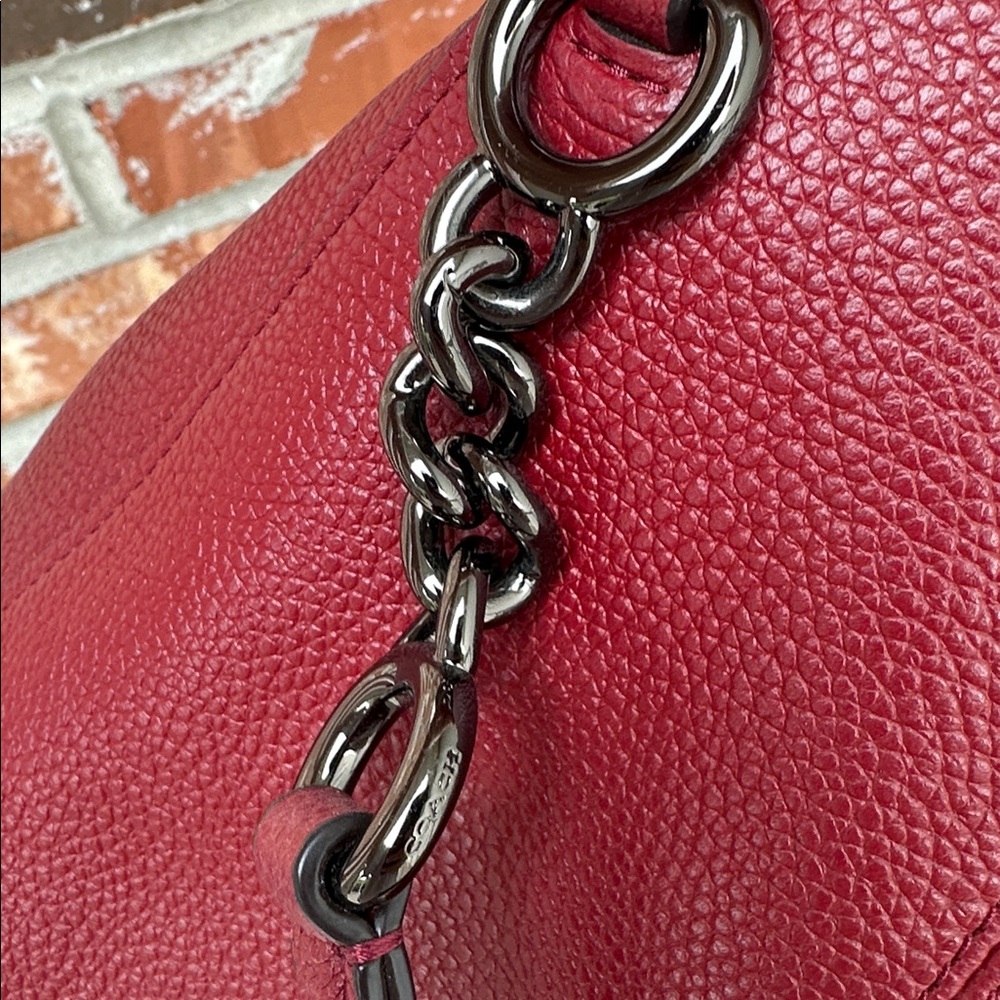 COACH CHAIN PRAIRIE SATCHEL BAG PEBBLED LEATHER - BURGUNDY/CHERRY RED - Picture 10 of 12